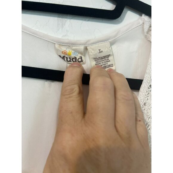 Mudd Sz L Cream White Flowy Blouse with Lace Insets See Through - Picture 4 of 7